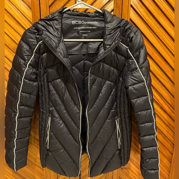 BCBG Generation lightweight jacket - Picture 2 of 3